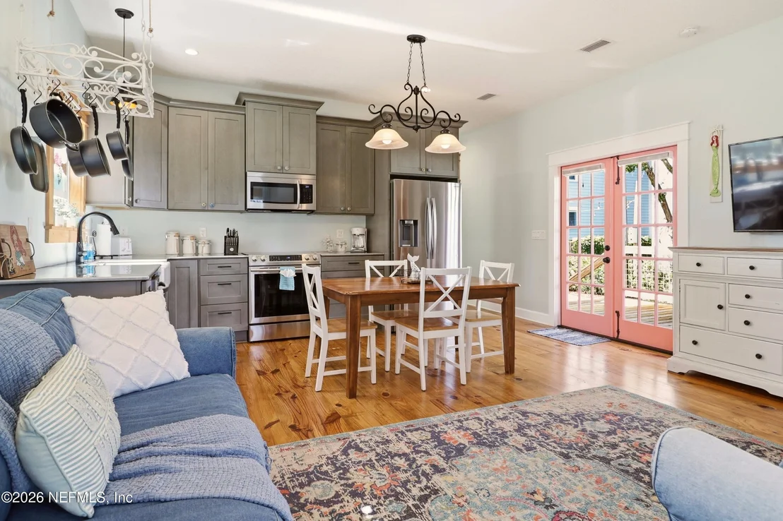 Photo of 94 PARK Place