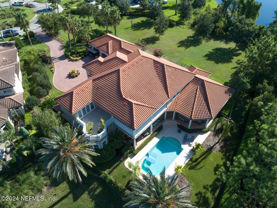 Photo of 752 PROMENADE POINTE Drive