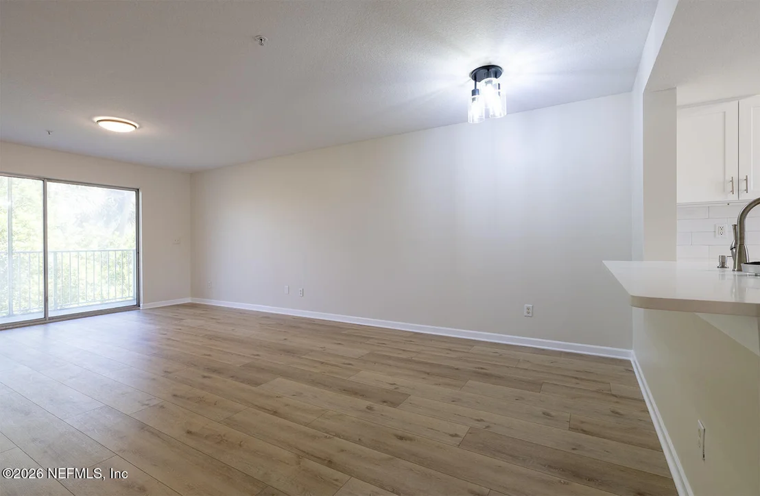 Photo of Unit G at 210 16TH Street