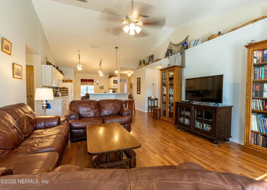 Photo of 556 WHITFIELD Road