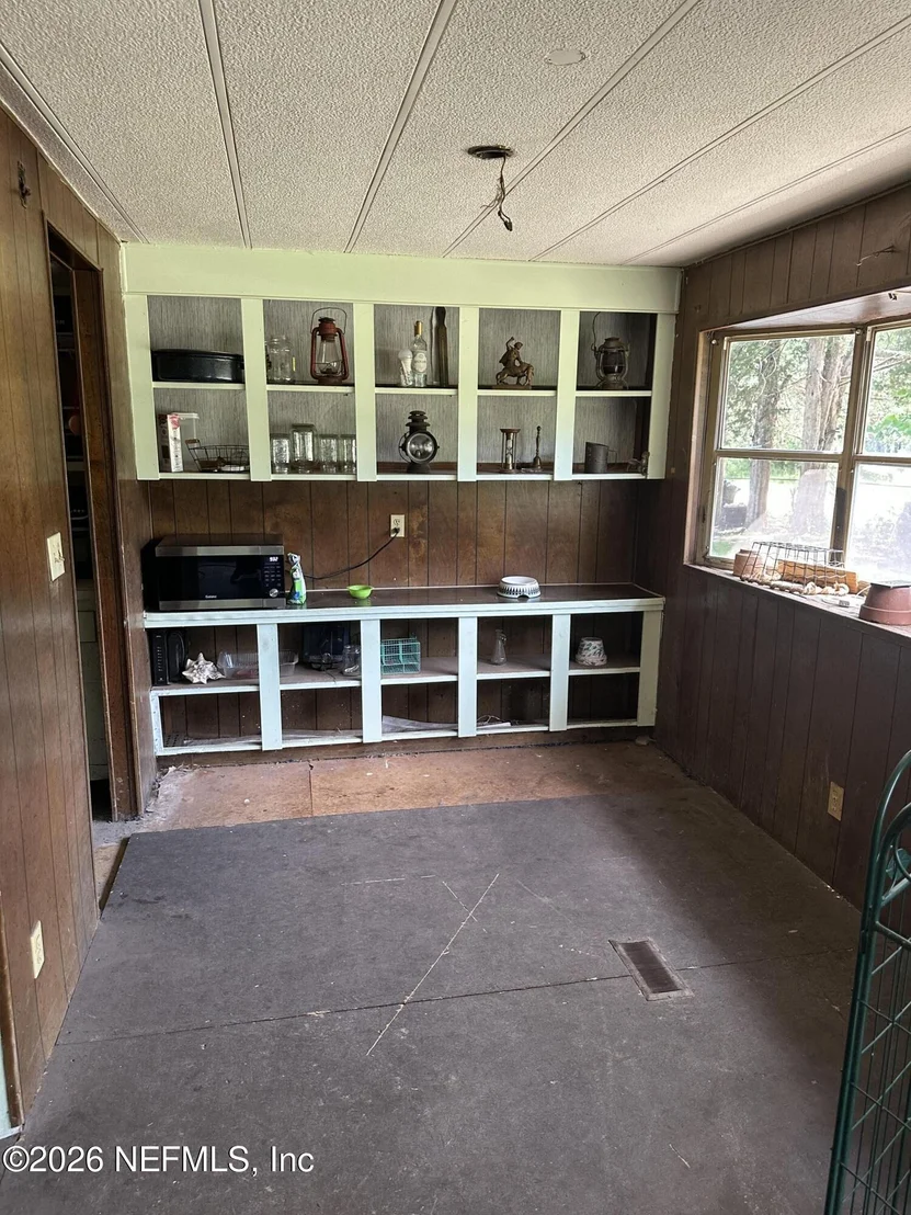 Photo of 608 KITTY Avenue