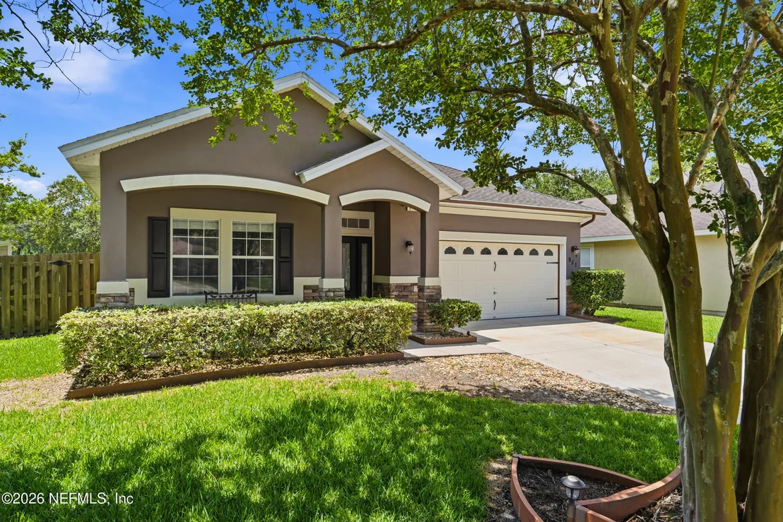 Photo of 951 CHURCHHILL Lane