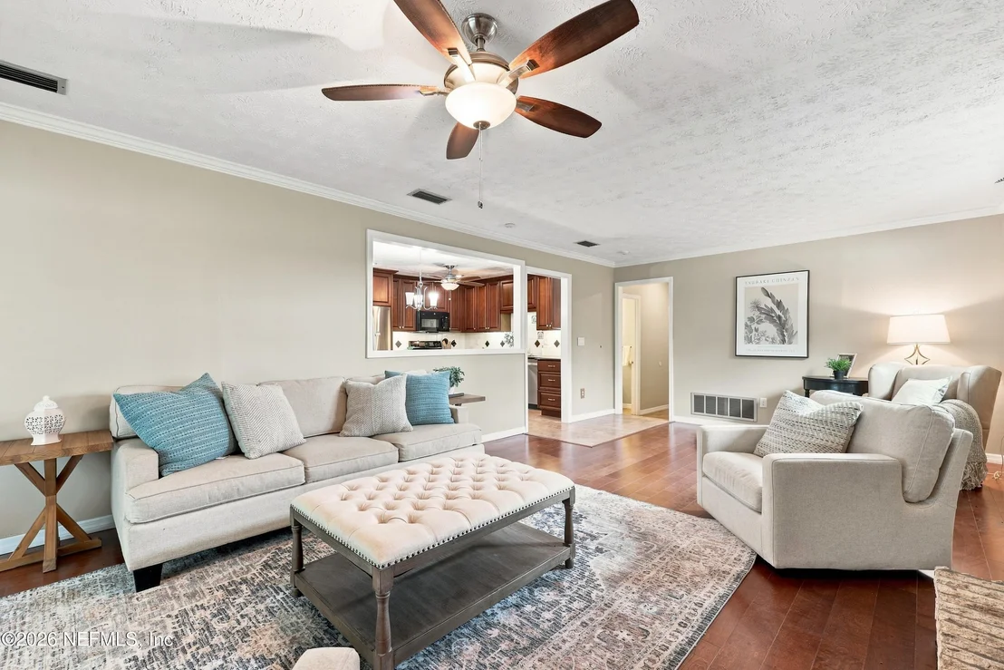 Photo of 6151 GRAYLING Drive