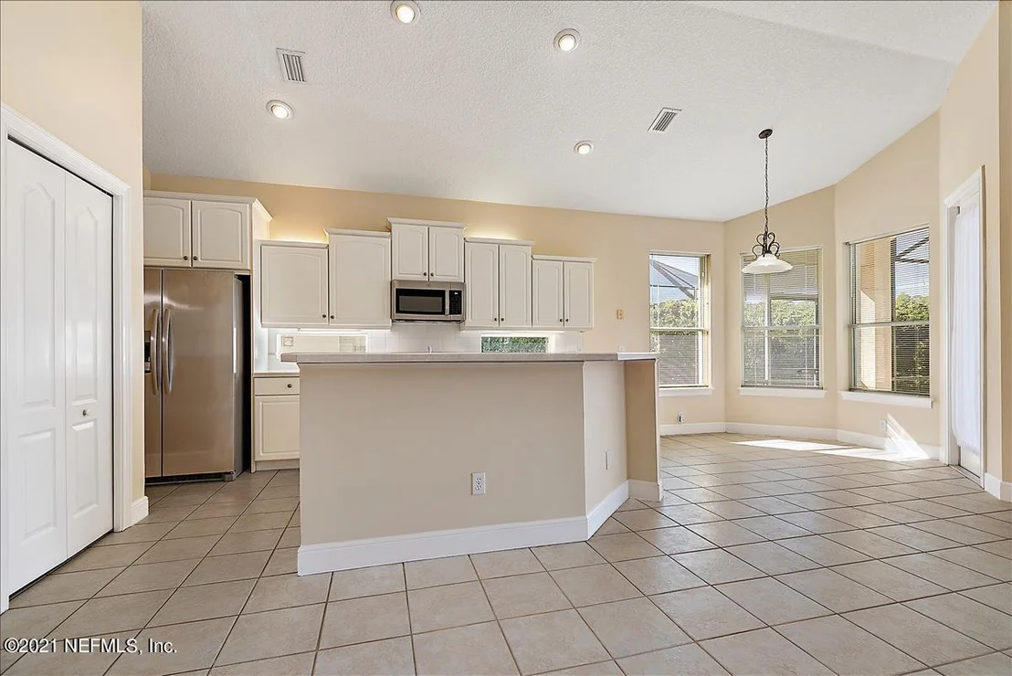 Photo of 292 Island Green Drive