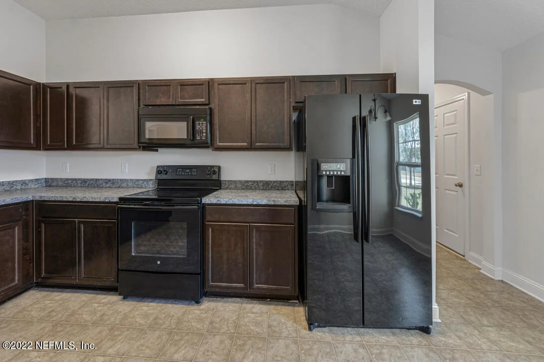 Photo of 96481 COMMODORE POINT Drive