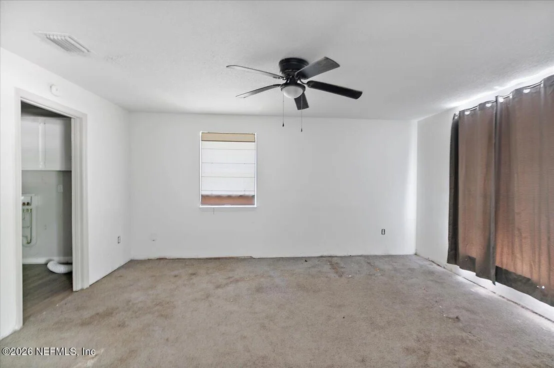 Photo of 1611 HOWARD Road