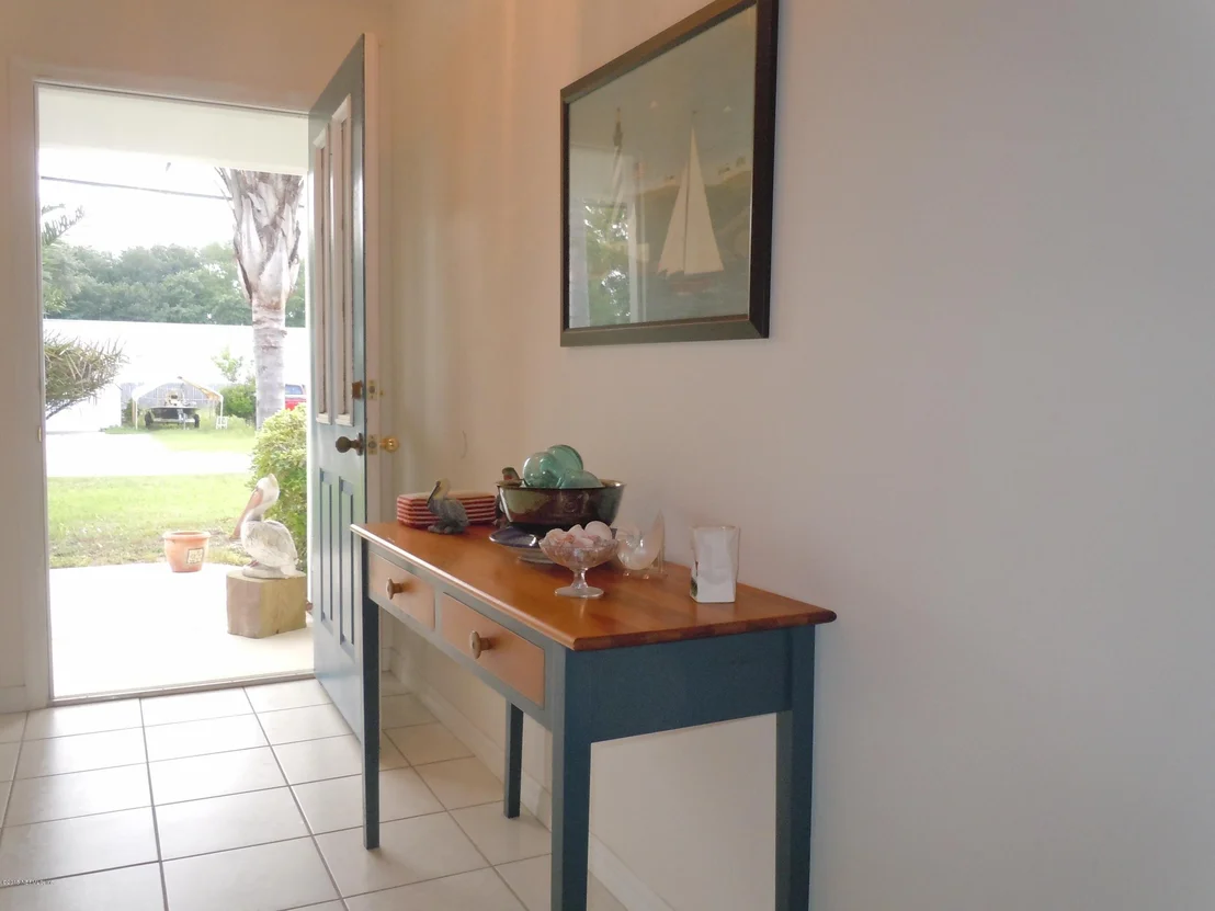 Photo of 233 SEGOVIA Road