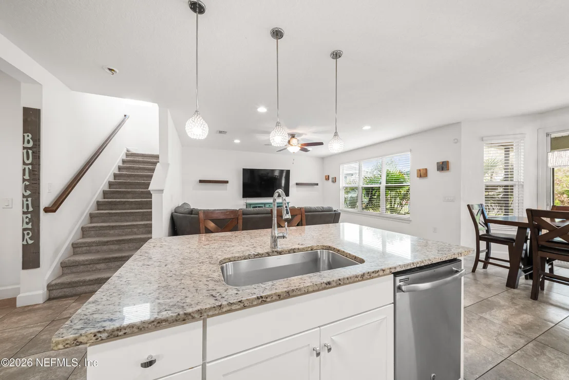 Photo of 341 ASPEN LEAF Drive