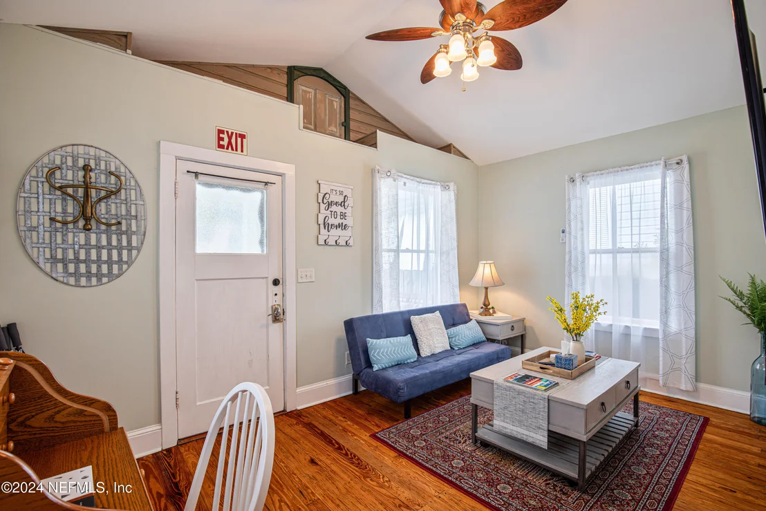 Photo of 56 CARRERA Street