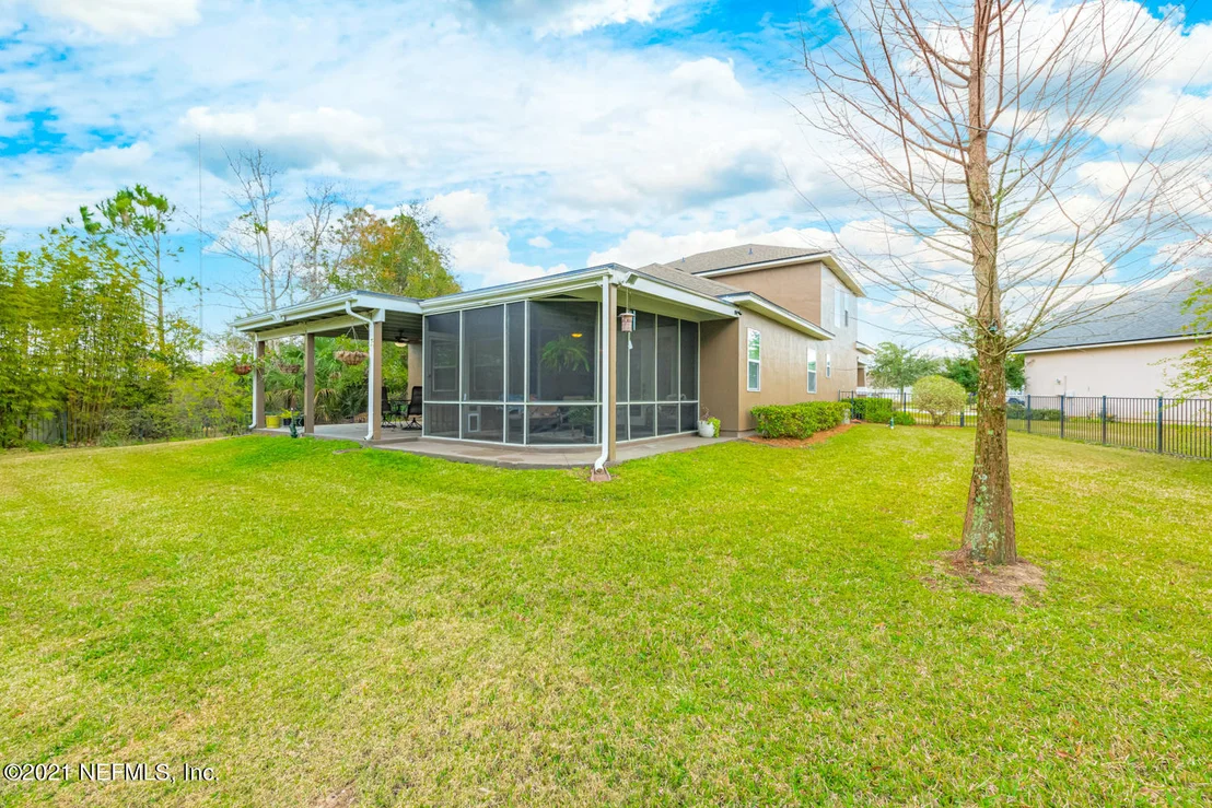 Photo of 214 PLAZA DEL RIO Drive