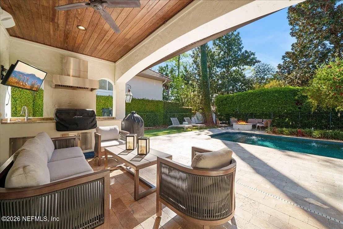 Photo of 109 LAUREL Way