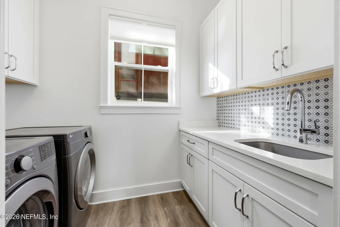 Photo of 264 OCEAN Boulevard