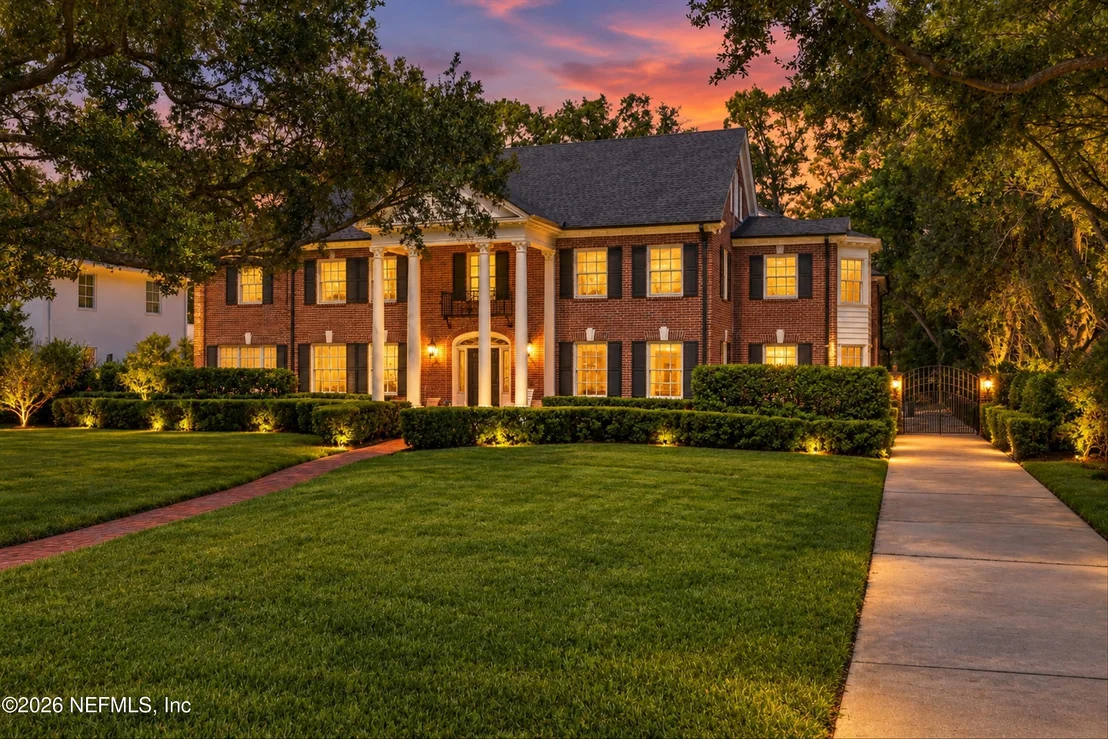 Photo of 959 MAPLE Lane