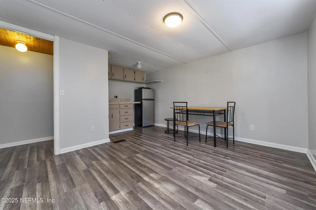 Photo of Unit D at 2905 COUNTY ROAD 214
