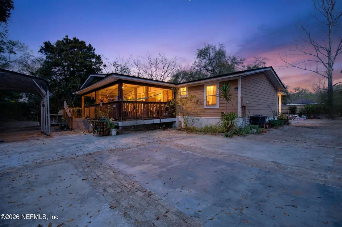 Photo of 8355 NUSSBAUM Drive
