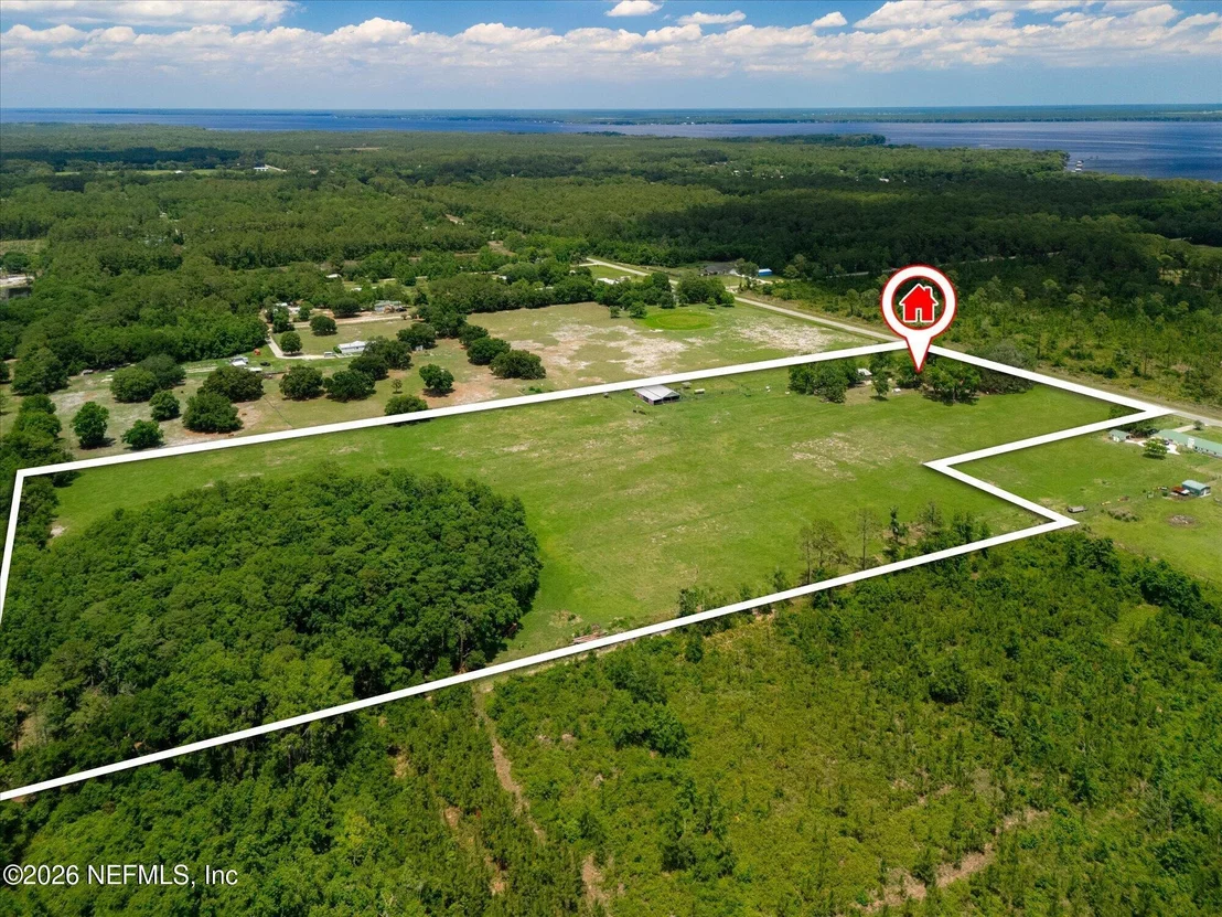 Photo of 786 W RIVER Road