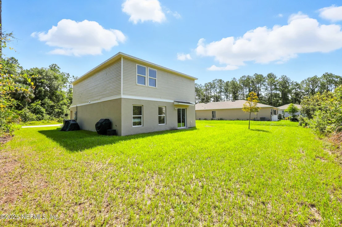 Photo of 380 LIVE OAK Loop