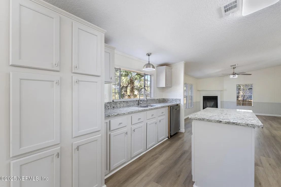 Photo of 606 JACKSON Road