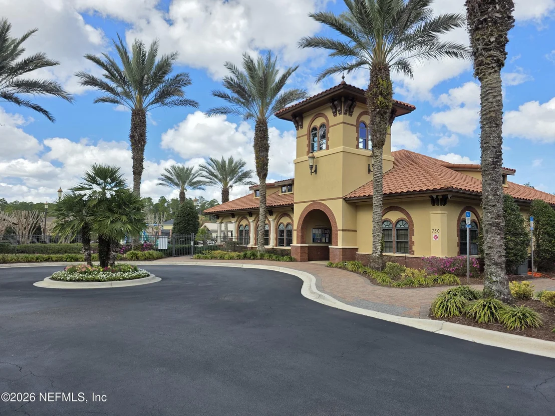 Photo of 338 WILLOW WINDS Parkway