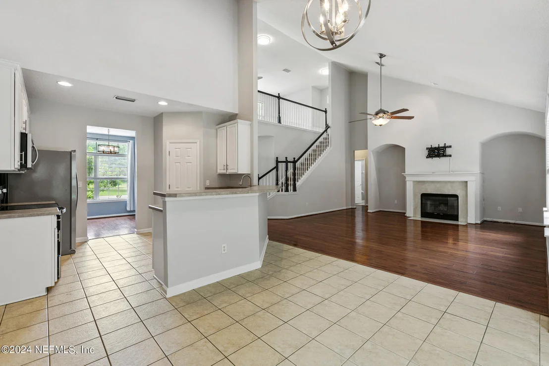 Photo of 4120 LONICERA Loop