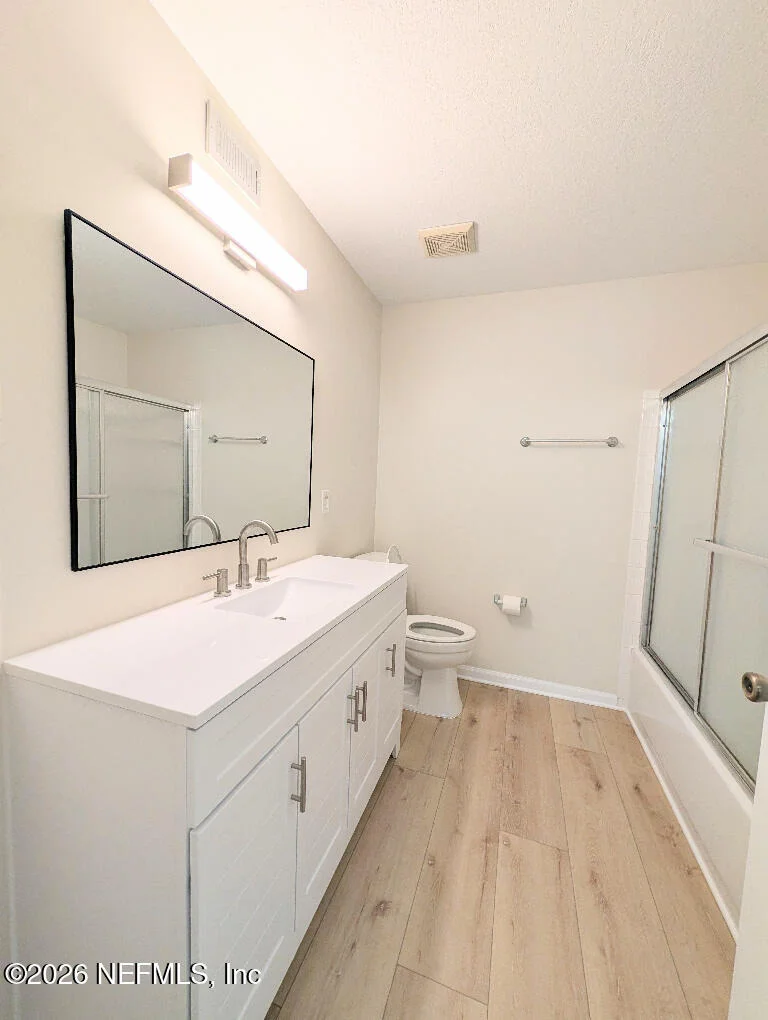 Photo of Unit G at 210 16TH Street