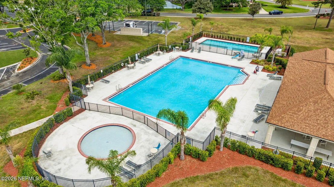 Photo of 794 CAMERON Drive