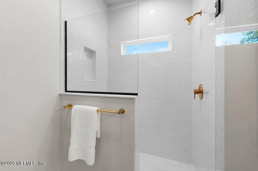 Photo of 8863 HIPPS Road