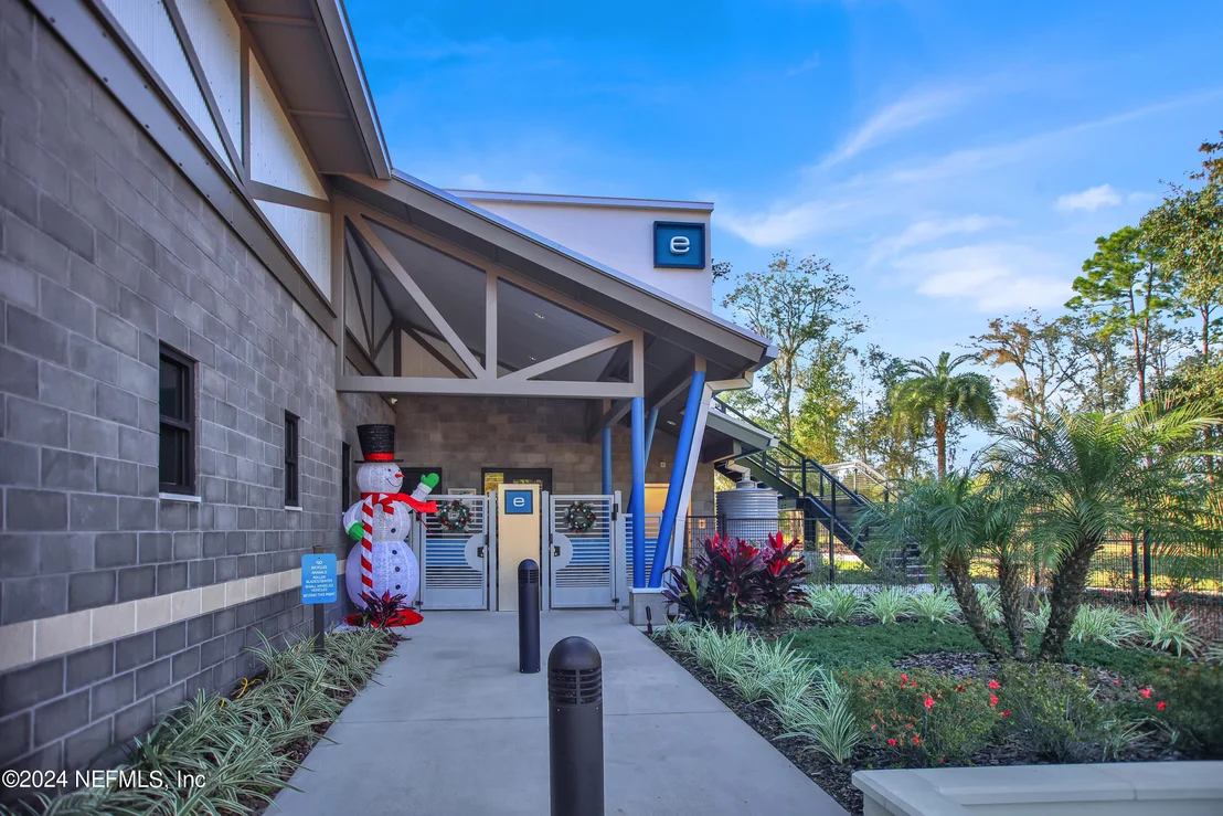 Photo of 10152 SILVERBROOK Trail