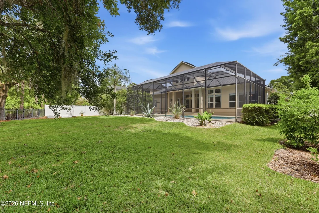 Photo of 1252 N BURGANDY Trail