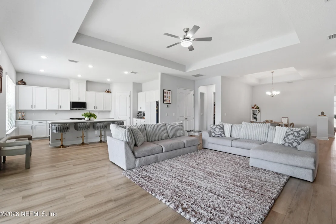 Photo of 49 DAWSON CREEK Way