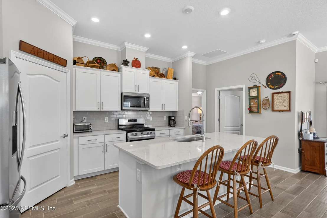 Photo of 70 SPOONBILL Circle