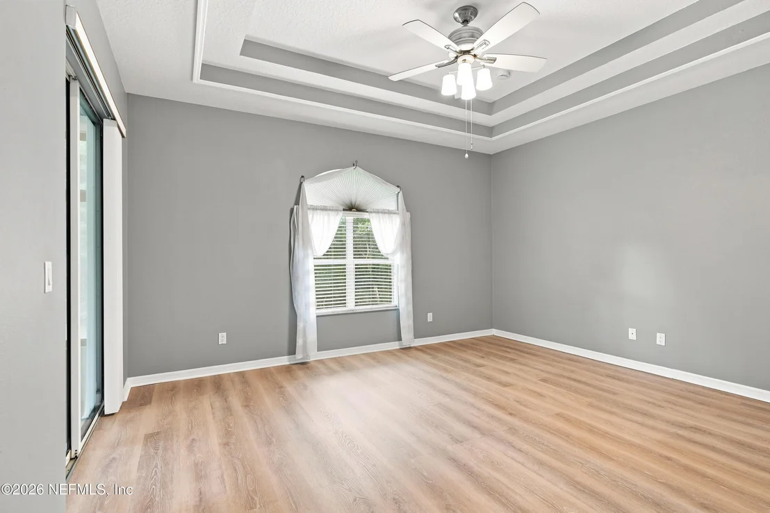Photo of 629 KNOLLWOOD Lane