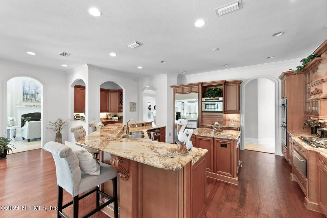 Photo of 752 PROMENADE POINTE Drive