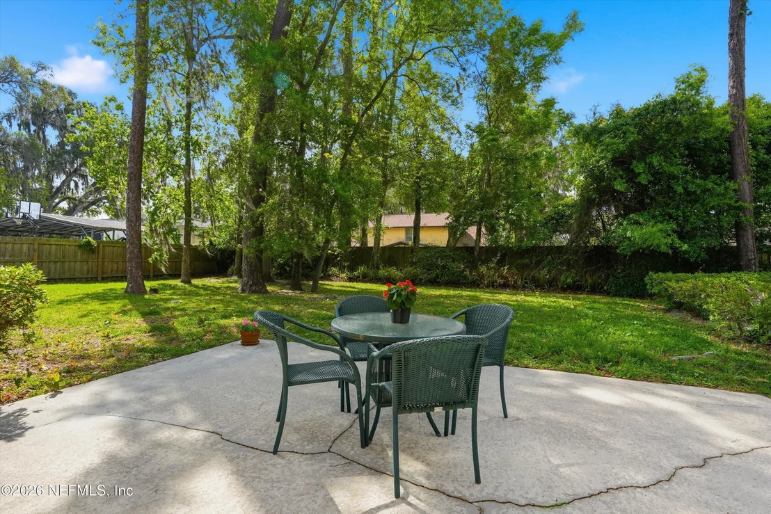 Photo of 970 SANDPIPER Lane