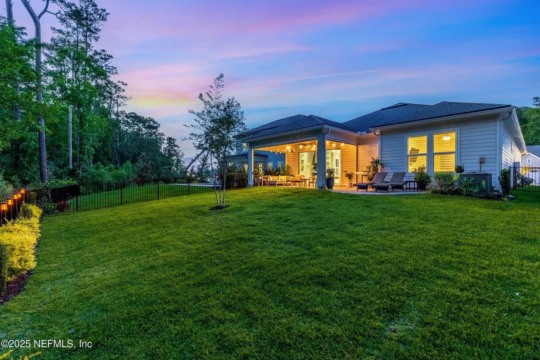 Photo of 9918 FILAMENT Boulevard