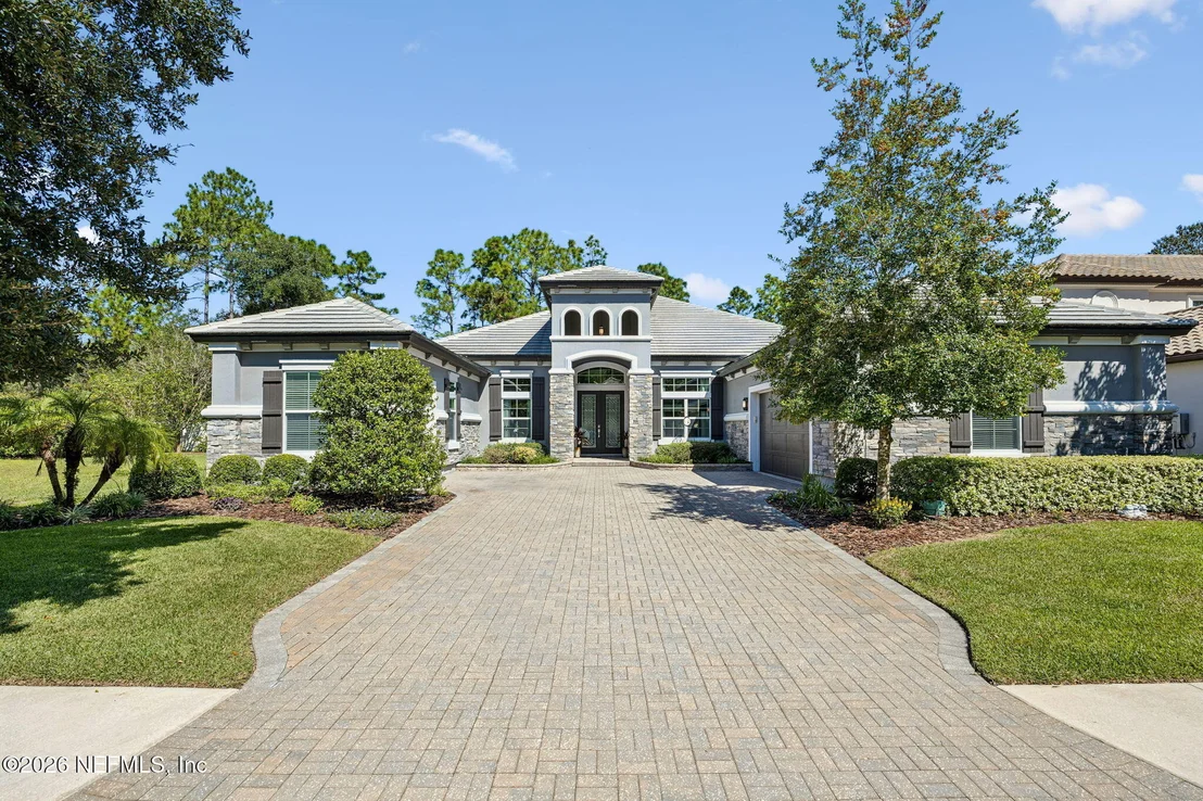 Photo of 35 AUBURNDALE Drive
