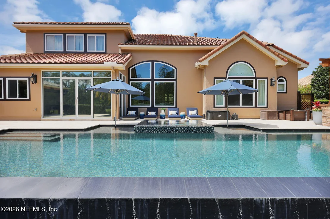 Photo of 449 DEER VALLEY Drive