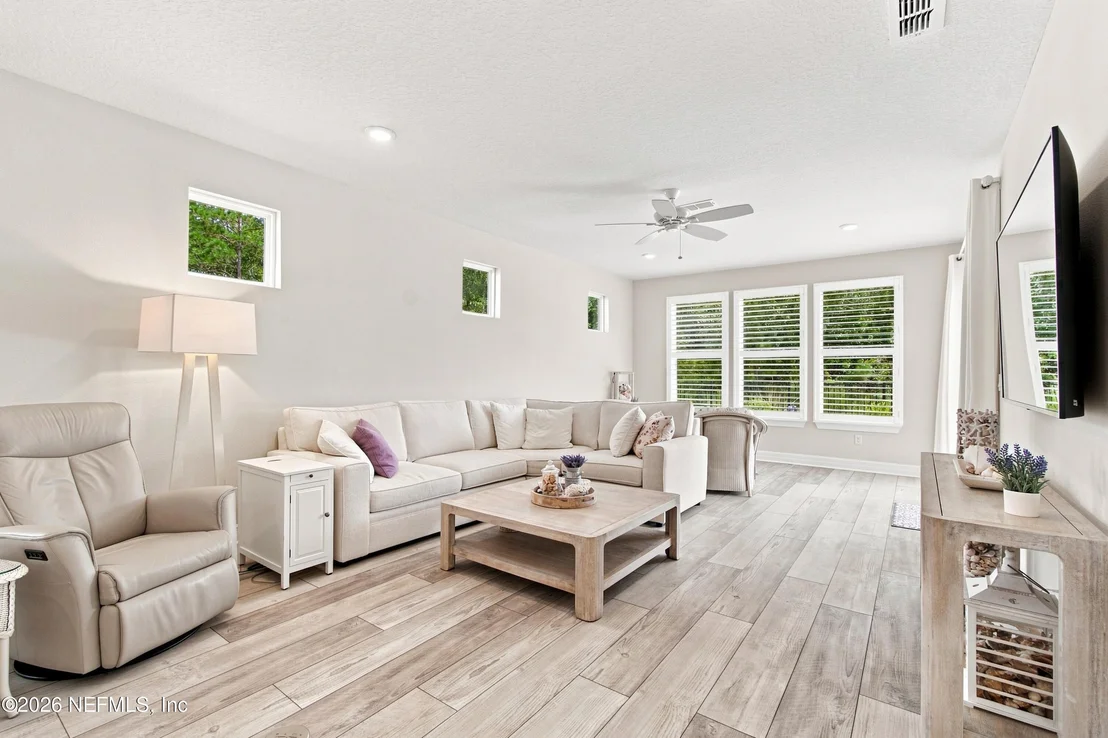 Photo of 135 FAIRLAKE Circle