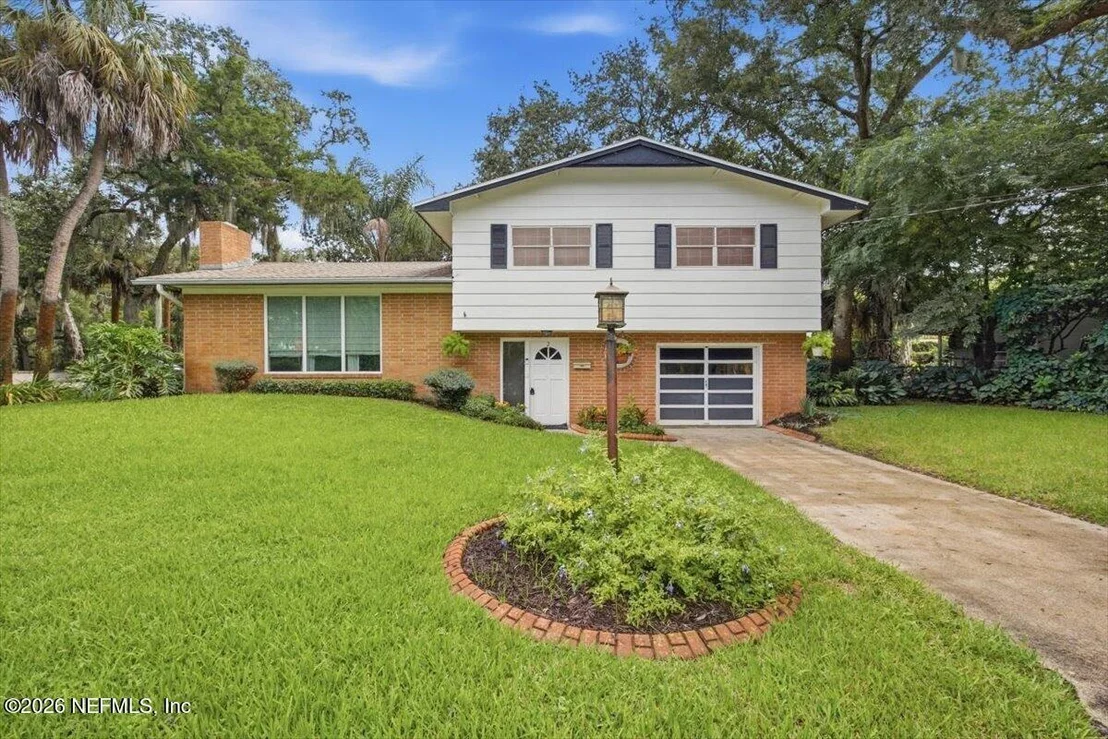 Photo of 2 PARK TERRACE Drive