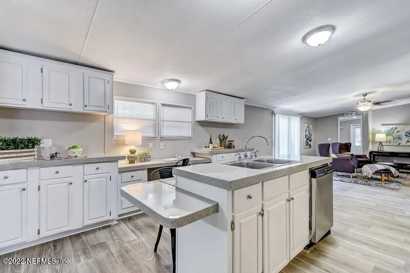 Photo of 13401 GROVER Road