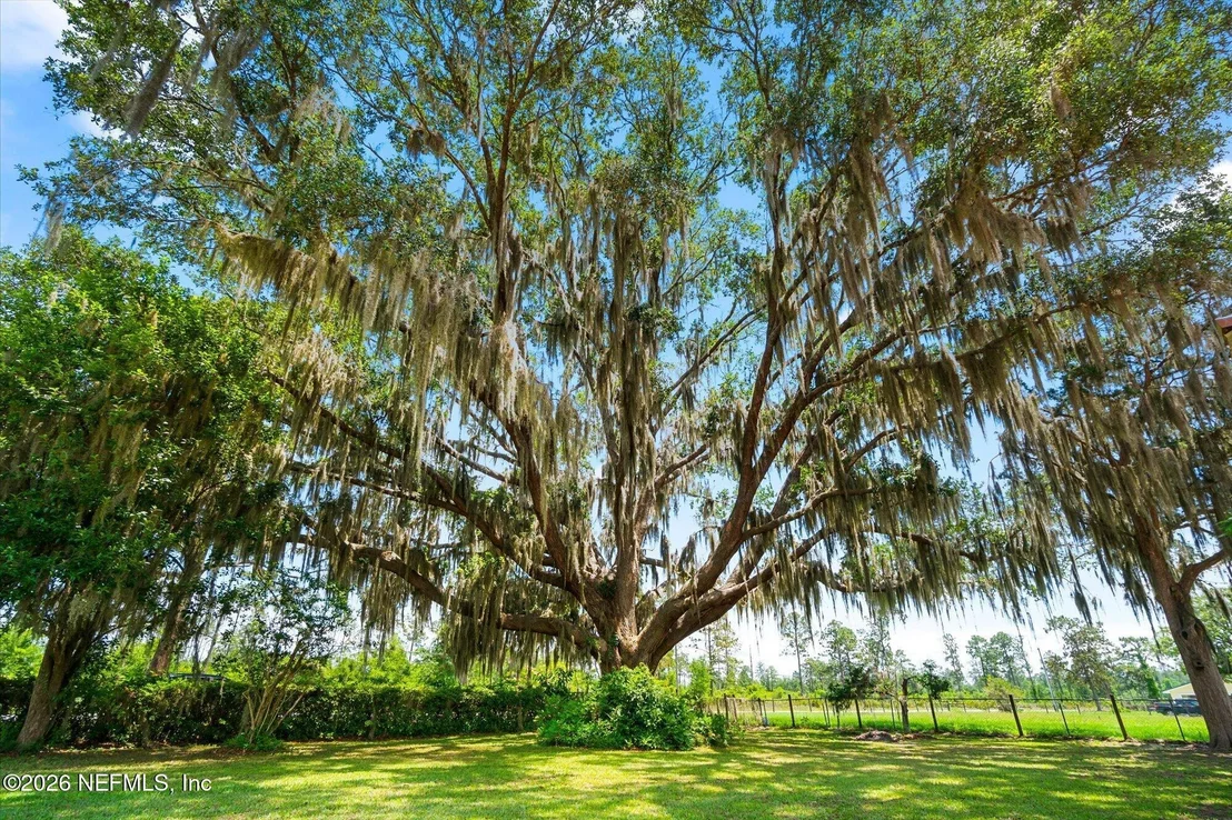 Photo of 786 W RIVER Road