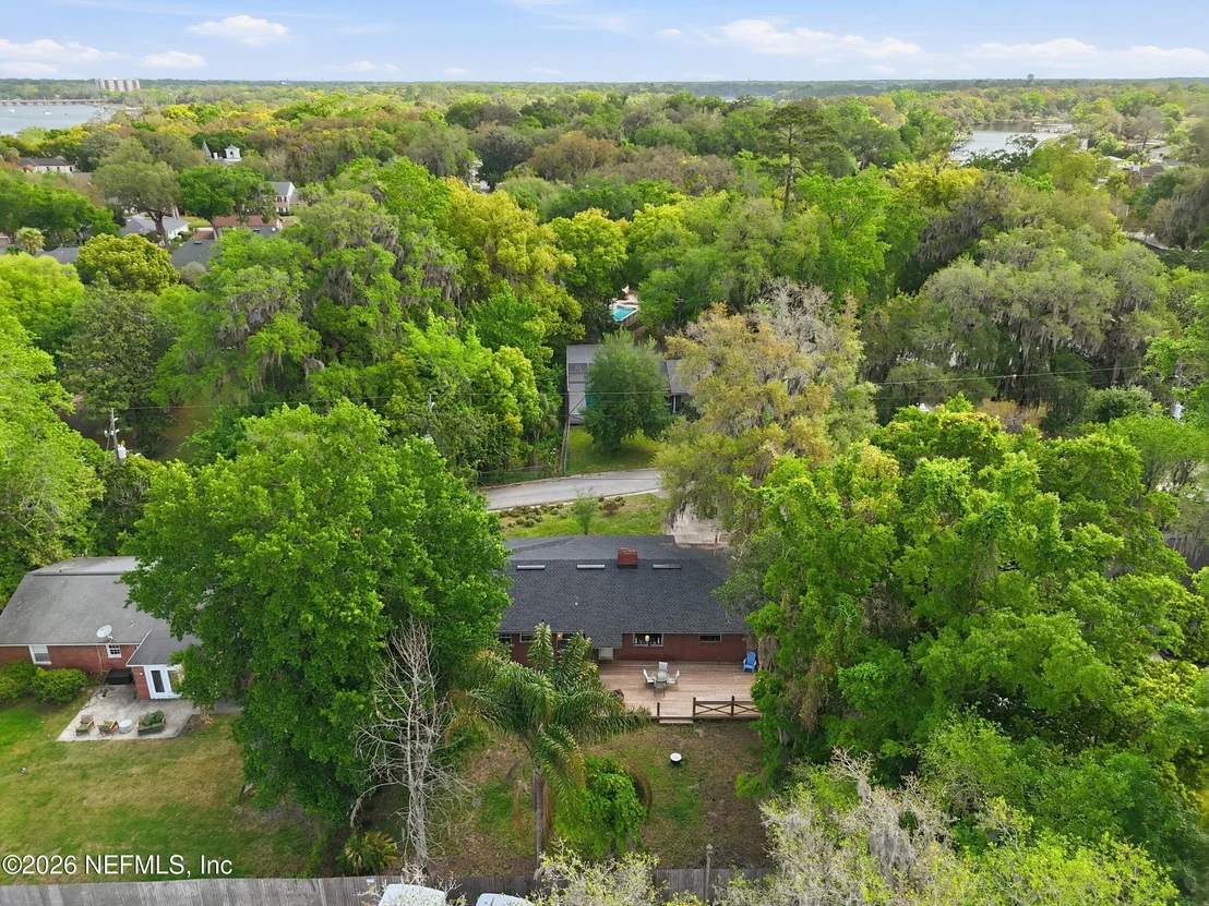 Photo of 1244 GLENGARRY Road