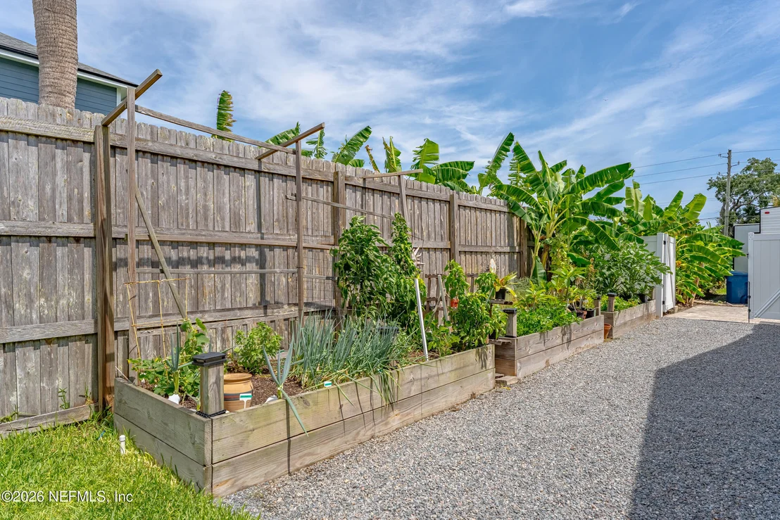 Photo of 5392 HECKSCHER Drive