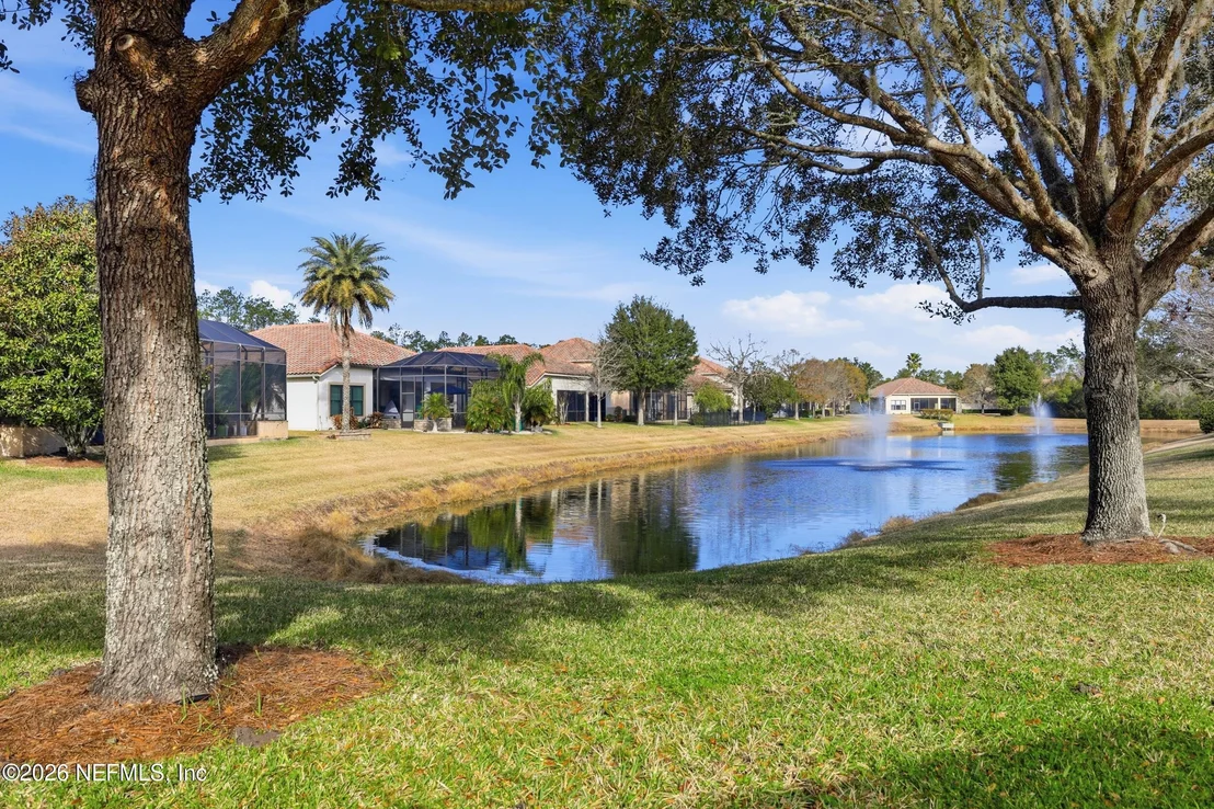 Photo of 696 RIVER RUN Boulevard