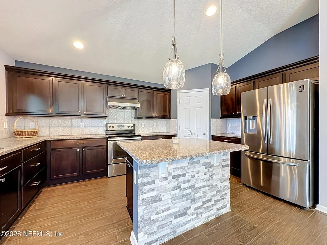 Photo of 15971 HUTTON Lane