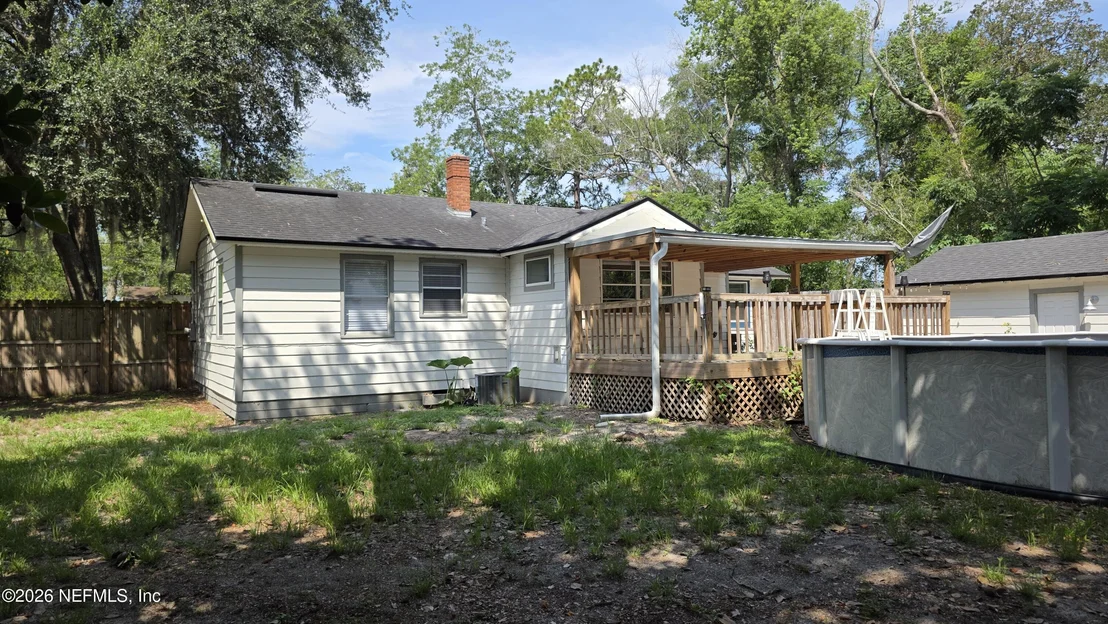 Photo of 9049 JACKSON Avenue