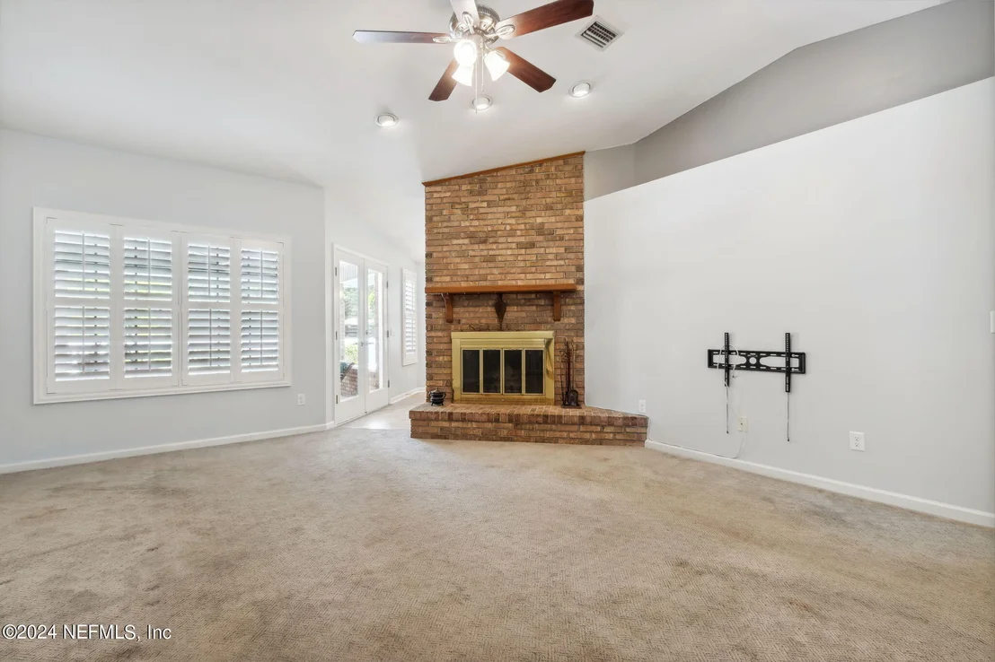 Photo of 55199 DEER RUN Road