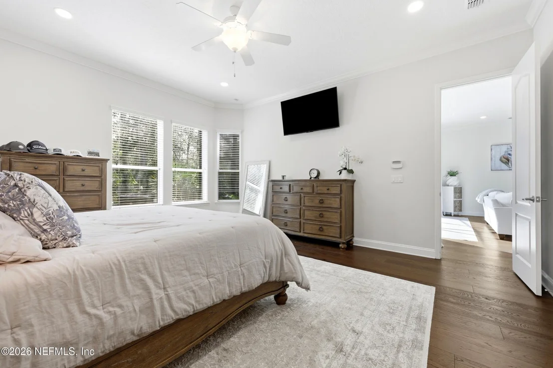 Photo of 383 MEDIO Drive