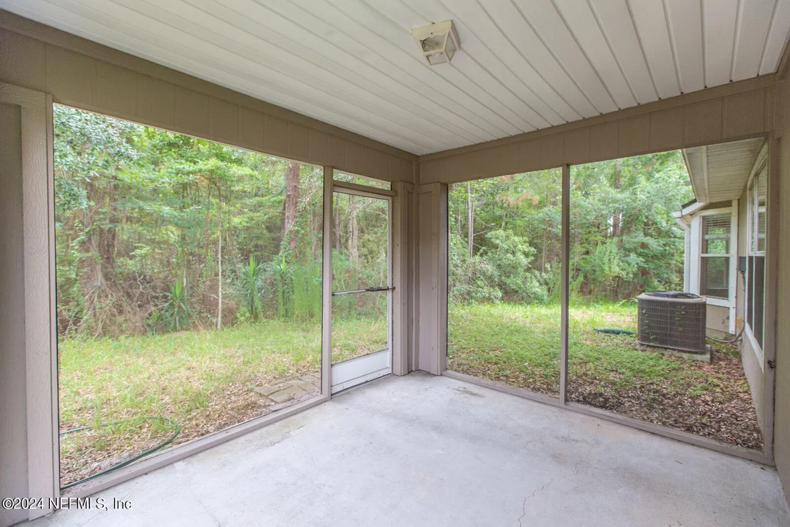 Photo of 1740 FERNCREEK Drive