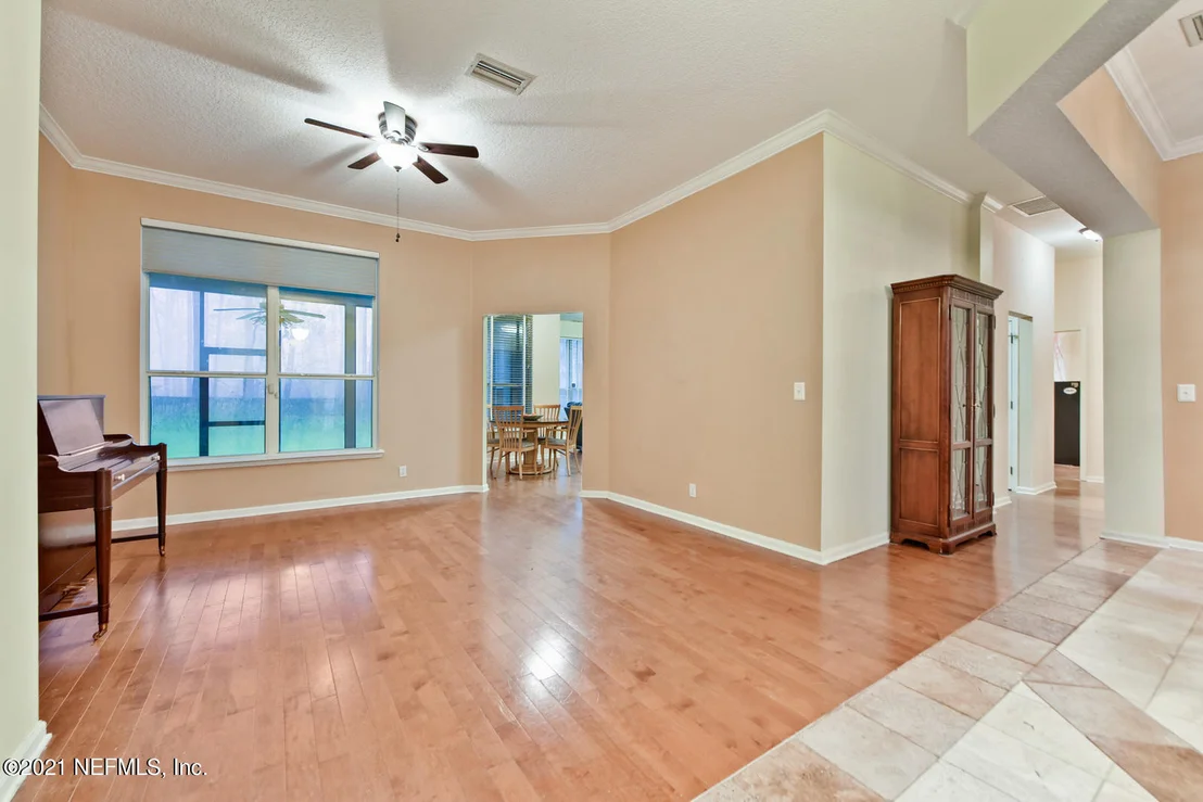 Photo of 11636 MANDARIN FOREST Drive